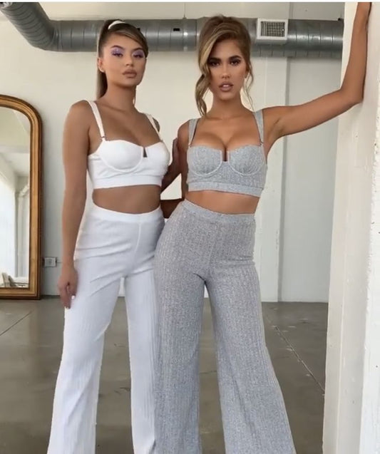 Vitt stickat ärmlöst kort set med byxor