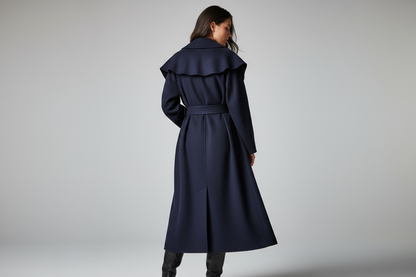 Realistische foto - navy coat achterkant